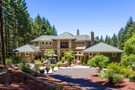 Key Realty Group, Simon Smith, Announce the Most Unique Luxury Home in Oregon with Stunning ...