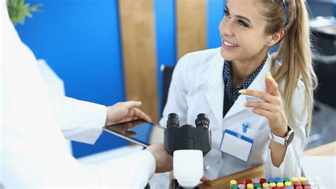 7 Reasons to Consider a Physician-Scientist Training Program