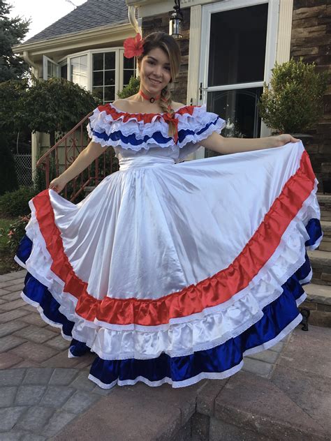 Vestido tipico de costa rica | Folklorico dresses, Costa rica clothes, Traditional outfits