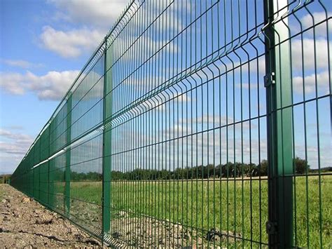 Welded Mesh Fences are used in protection and isolation for road ...