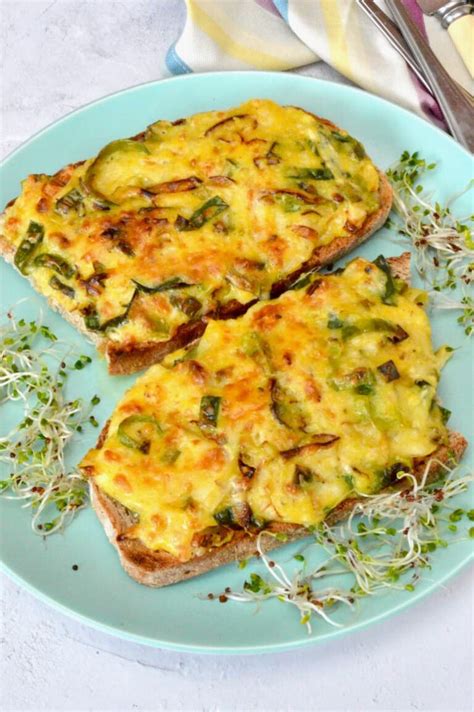 Welsh Rarebit With Leeks | Tin and Thyme