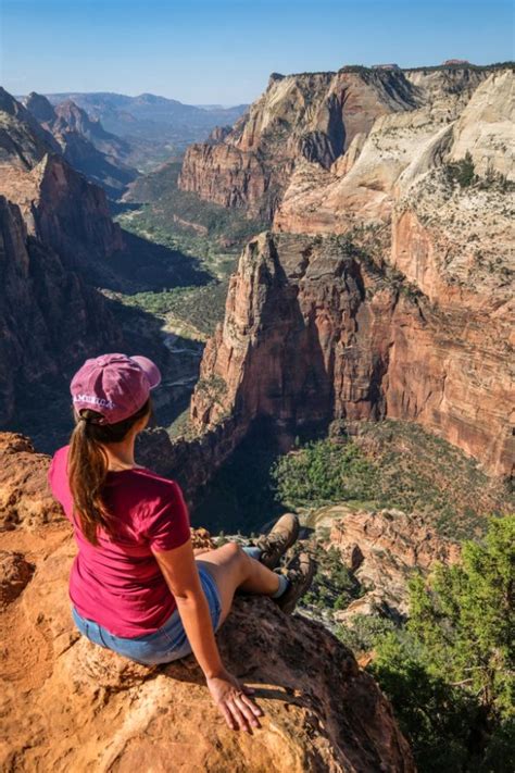 28 Best Hikes In Utah: Deserts, Lakes, & Waterfalls