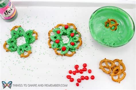 Make Chocolate Pretzel Christmas Wreaths Recipe for holiday parties and gifts