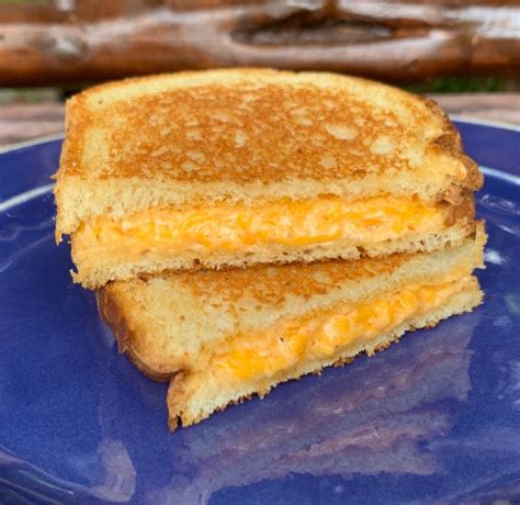 Grilled Pimento Cheese Sandwich – Palmetto Cheese – Homestyle Pimento Cheese