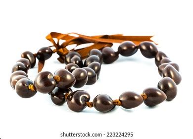 Kukui Nut Lei Authentic Kukui Nut Stock Photo 223224295 | Shutterstock