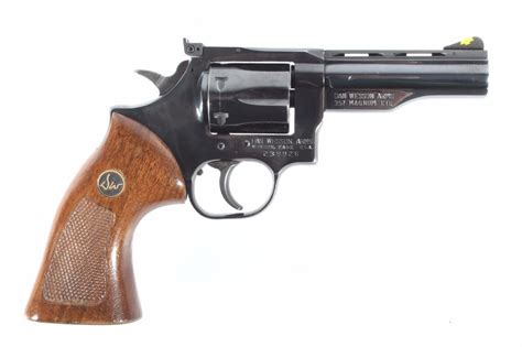 Dan Wesson Model 15-2 .357 Double Action Revolver