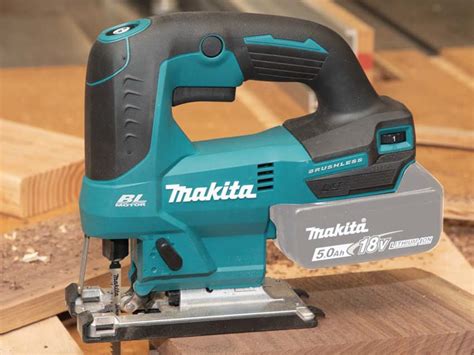 Makita XVJ04 Cordless Compact Jigsaw - Pro Tool Reviews