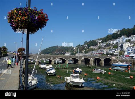 River Looe & Bridge, Looe, Cornwall, England, UK in September Stock Photo - Alamy