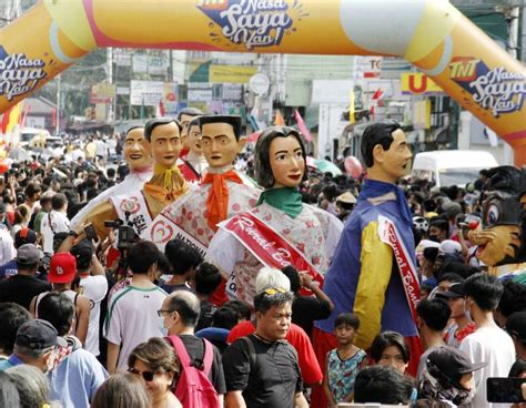 Angono 'Higantes' parade | The Manila Times