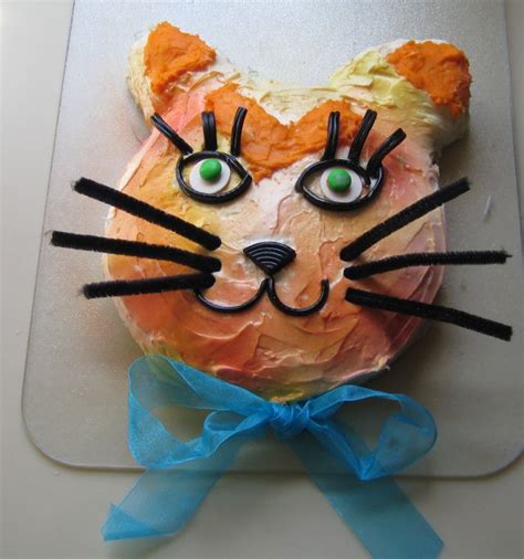 Orange Cat Cake | Cake, Cat cake, Childrens birthday cakes