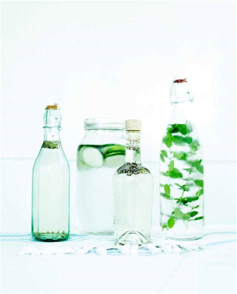 How to Infuse Water Recipe | Leite's Culinaria