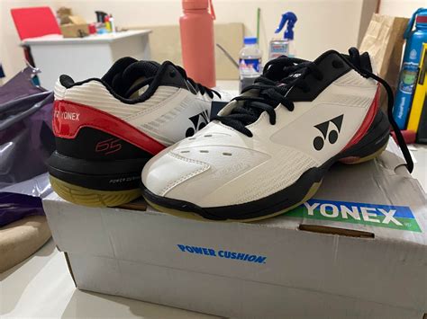 YONEX Badminton Shoes, Luxury, Sneakers & Footwear on Carousell