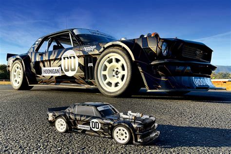 HOONIGAN x Team Associated HOONICORN 1:10th Scale 4WD RC Car ...