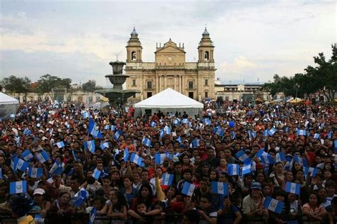 Fiestas de independencia en Guatemala #conozcamosguate Guatemalan, Love Photography, Dolores ...