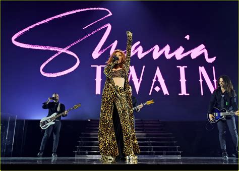 Shania Twain Setlist for 2023 Queen of Me Tour Revealed After First ...