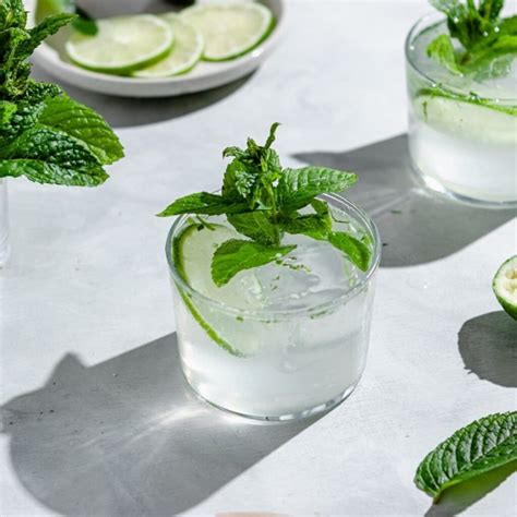 7 Best Seltzer Cocktails to Try