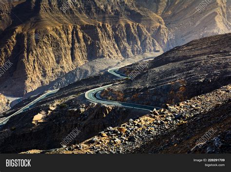 Jabal Jais Mountain Image & Photo (Free Trial) | Bigstock