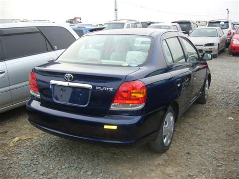 2005 Toyota Platz specs