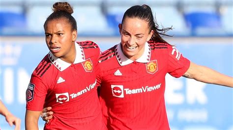 Arsenal and Man Utd win to maintain 100 per cent starts to WSL season | Football News - WireFan ...