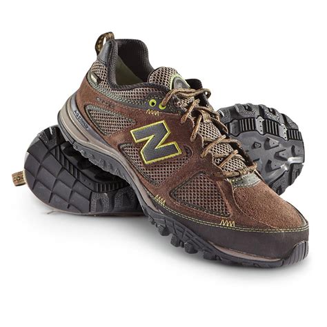 Men's New Balance® 900 GORE-TEX® Trail Shoes, Brown / Green Trim ...