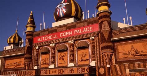 mitchell-corn-palace - South Dakota Pictures - South Dakota - HISTORY.com