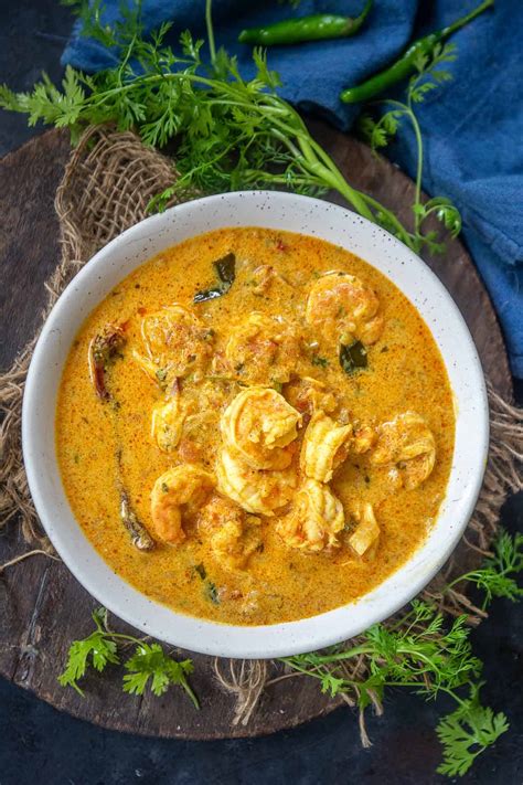 Easy Indian Coconut Shrimp Curry Recipe + Video