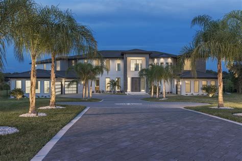 Florida Modern Custom Home by Orlando Custom Homebuilder Jorge Ulibarri ...