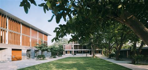 CEPT University Canteen and Plaza | RMA Architects