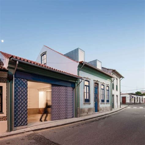 Portuguese Tiles: Brief History and Contemporary Applications | ArchDaily