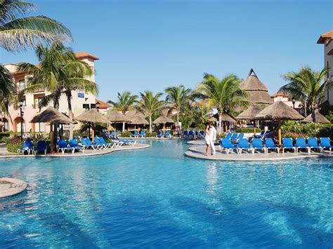 Vacation Club Sponsored Packages: Sandos Playacar Beach Resort & Spa