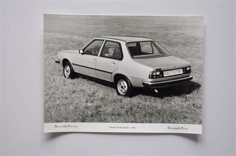 Large Photo 1980 Renault 18 Automatic car Press Photograph Picture Photo Motor Company Engine ...