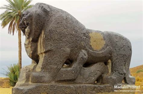 Lion of Babylon (Statue) - Madain Project (en)