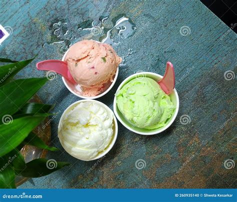 Amul Ice Cream Three Flavours Stock Photo - Image of three, amul: 260935140