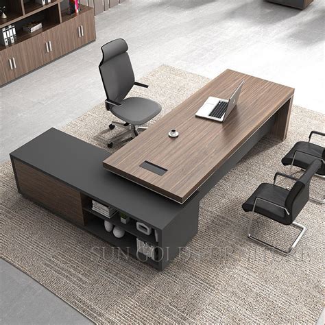 China Modern Design Luxury Office Table Executive Desk Wooden Furniture ...