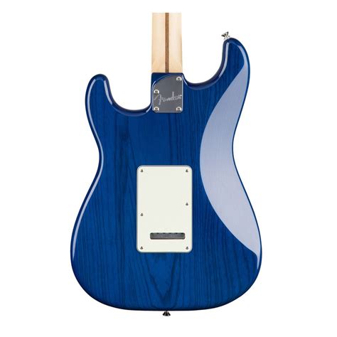 Fender Deluxe Stratocaster, MN, Sapphire Blue Trans at Gear4music