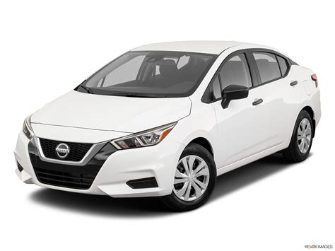 New Nissan Sunny Photos, Prices And Specs in Egypt