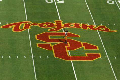 Look: USC's Crowd For Tonight's Game Is Going Viral - The Spun