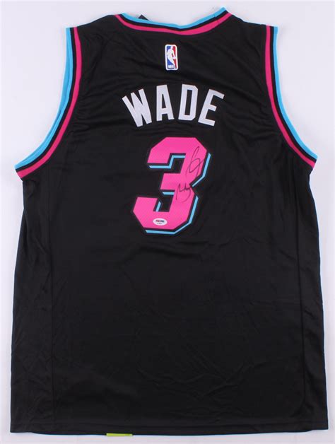 Dwyane Wade Signed Miami Heat Jersey (PSA COA) | Pristine Auction