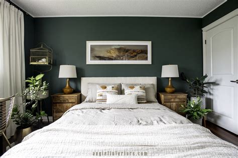 30 Green Accent Wall Bedroom Ideas You’ll Want to Steal - Foter