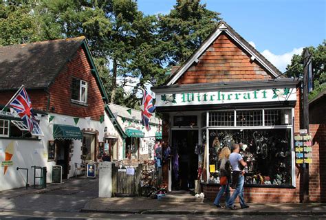 Burley, New Forest, Hampshire - Beautiful England Photos