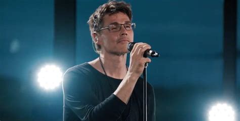 a-ha releases acoustic version of ‘Take On Me’ – Live From MTV ...