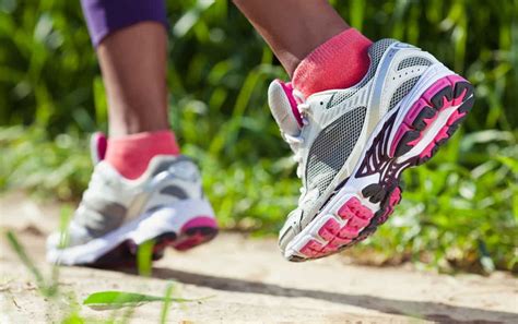 Do Higher Cushioned Running Shoes Actually Reduce Injury? Here's The ...