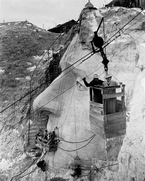 Rare Photographs Document the Carving the Iconic Mount Rushmore, 1927-1941 - Rare Historical Photos