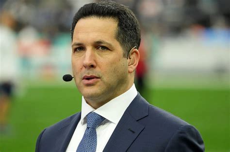 New Adam Schefter takeout lays NFL scoop-industrial complex bare