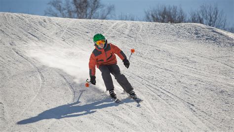 April snow extends downhill and cross-country skiing season in Wisconsin