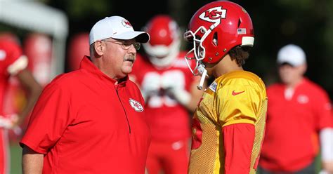 Mahomes-Reid relationship led to Chiefs’ game-sealing play vs. Ravens ...