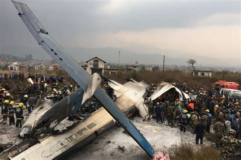 Crash d'avion au Népal : des images terribles de l'accident à Katmandou