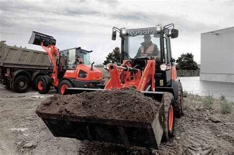 Kubota RO Wheel Loaders - Plant Hire Guide