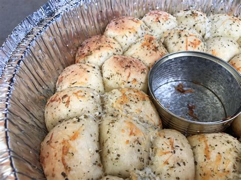 Dutch Oven Rosemary Garlic Bread - Dutch Oven Daddy