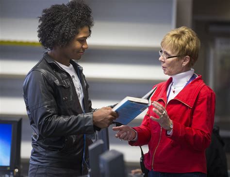 The revival of Foster High: School filled with refugees makes a comeback | The Seattle Times